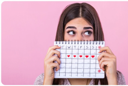 Vapoter pendant ses règles : quels effets sur le cycle menstruel ?